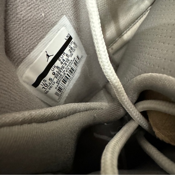 Jordan 9 Retro Cool Grey (2012) Size 10.5 - Picture 7 of 7